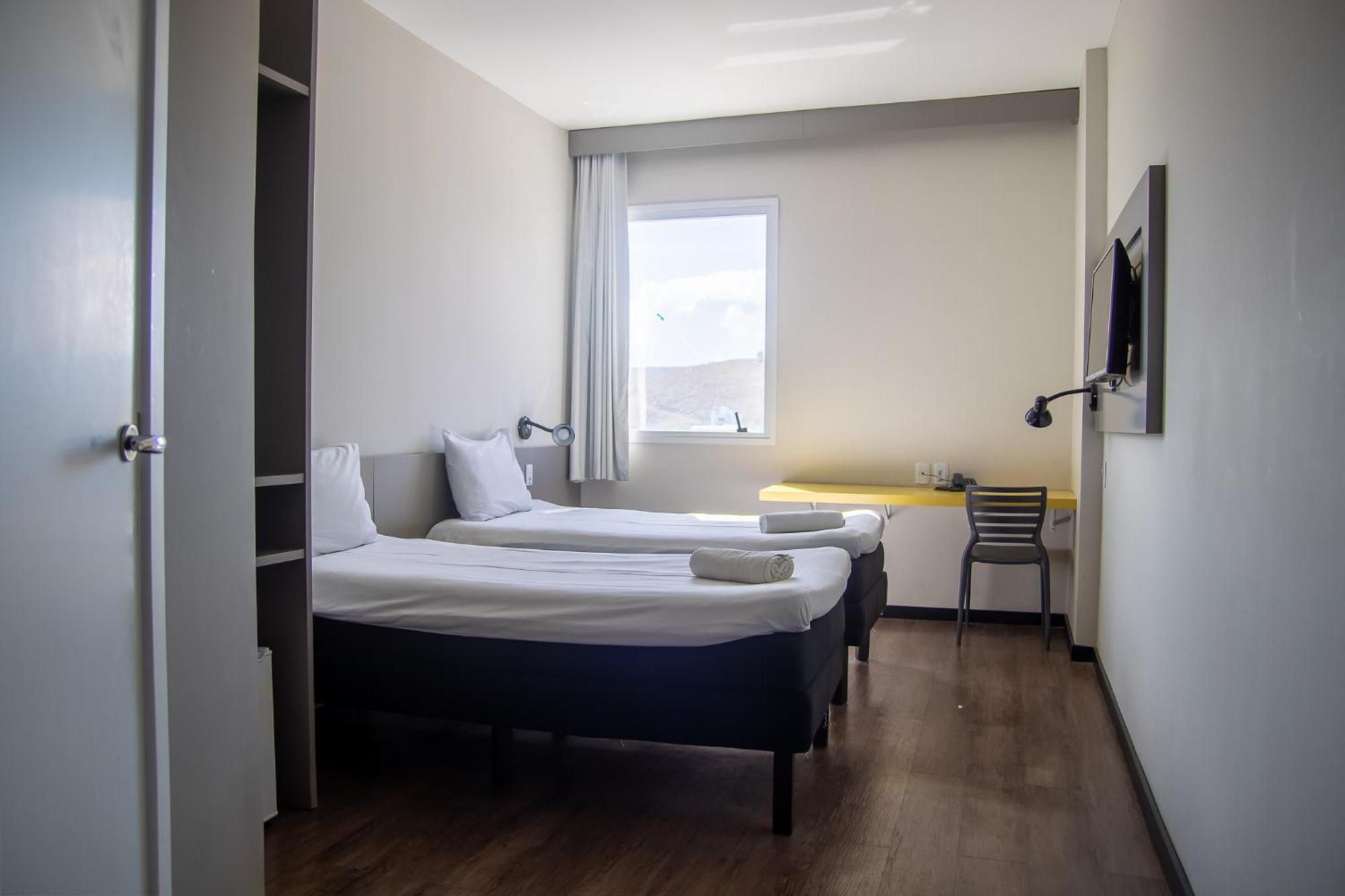 Ibis Styles Tres Rios Hotell Eksteriør bilde